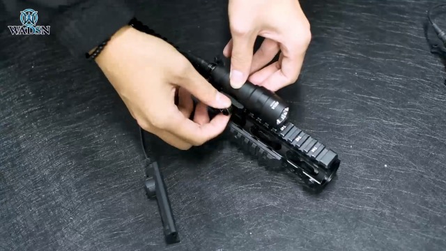 Amazon.co.jp: WADSN M300C スカウトライト フラッシュライト 20